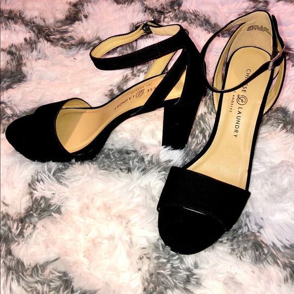 Heels - Picture 4 of 5